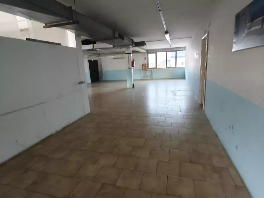 Immagine 9 di Attività artigianale in vendita  a Empoli