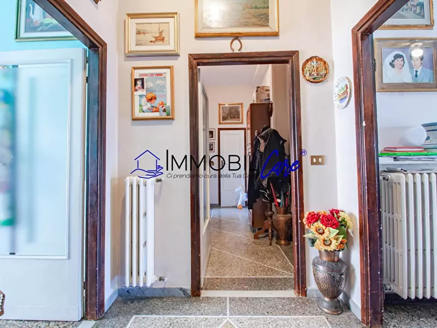 Immagine 6 di Appartamento in vendita  a Livorno