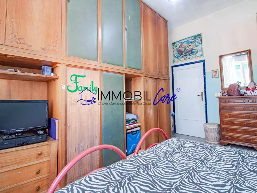 Immagine 16 di Appartamento in vendita  a Livorno