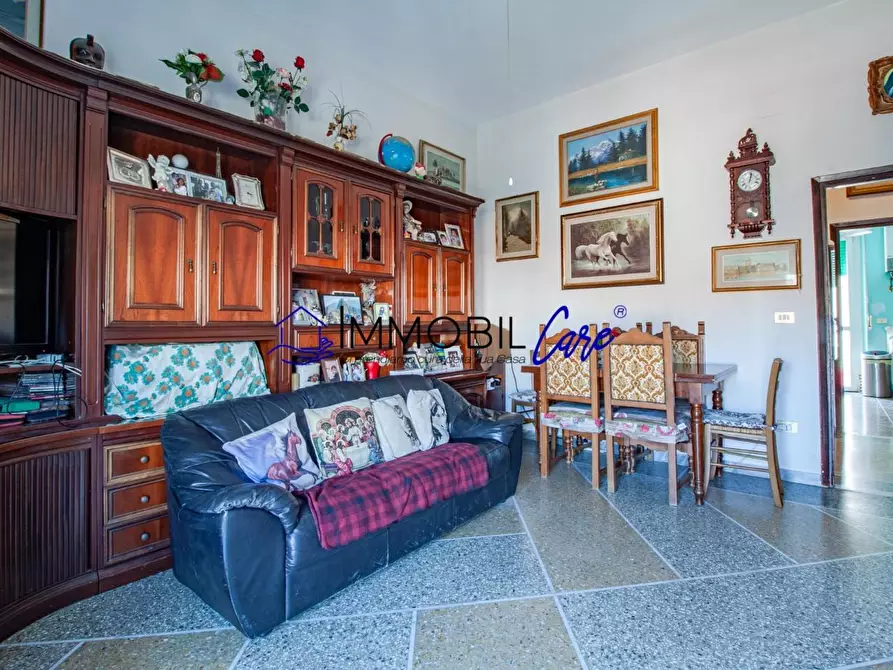 Immagine 22 di Appartamento in vendita  a Livorno