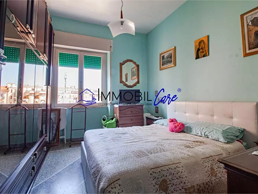 Immagine 11 di Appartamento in vendita  a Livorno