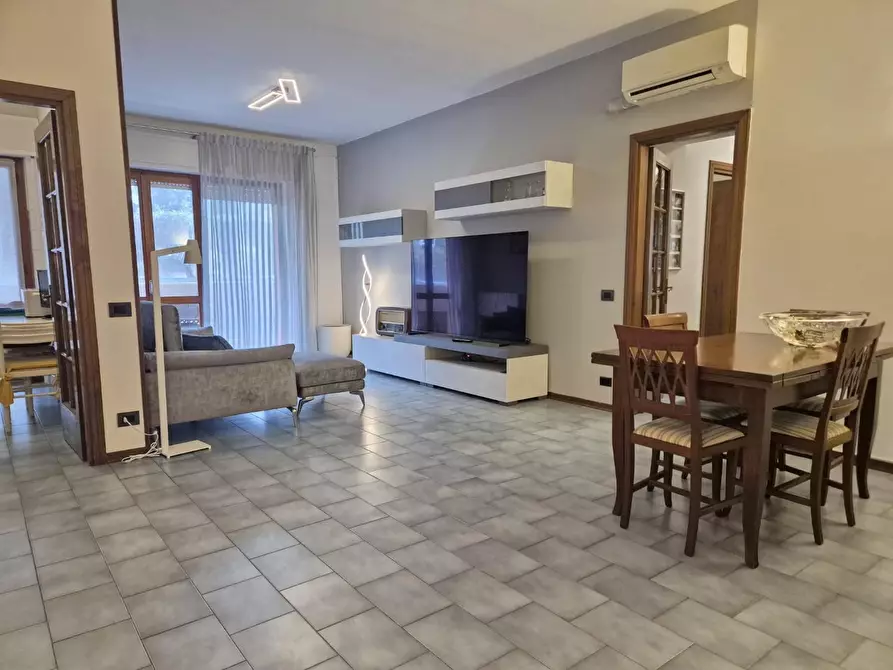 Immagine 23 di Appartamento in vendita  a Carrara