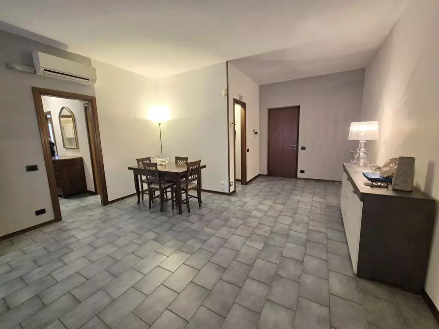 Immagine 18 di Appartamento in vendita  a Carrara