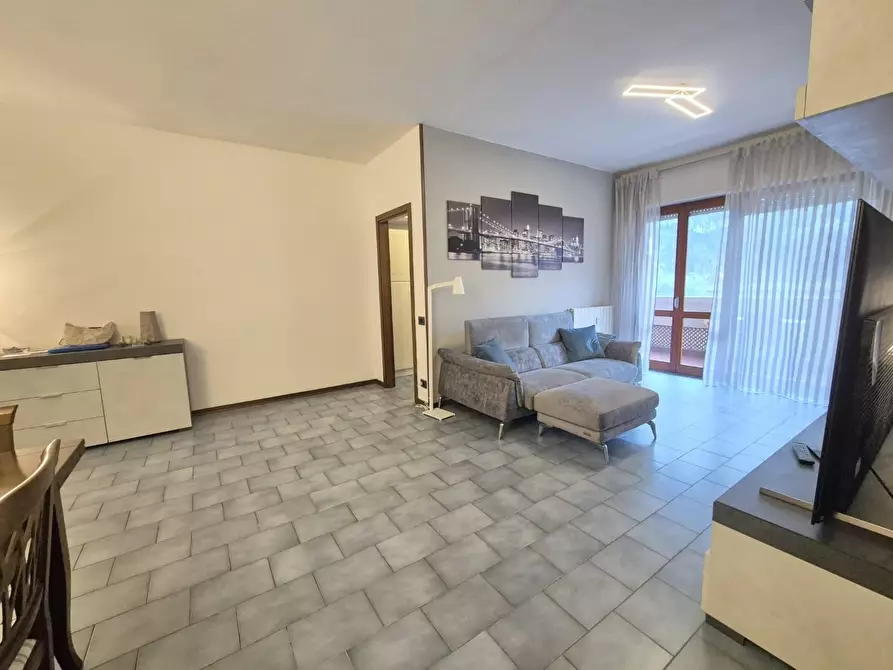 Immagine 16 di Appartamento in vendita  a Carrara