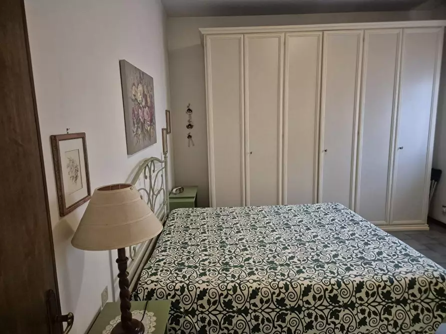 Immagine 9 di Appartamento in vendita  a Carrara