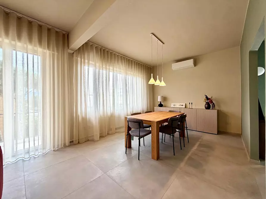 Immagine 5 di Appartamento in affitto  a Lucca