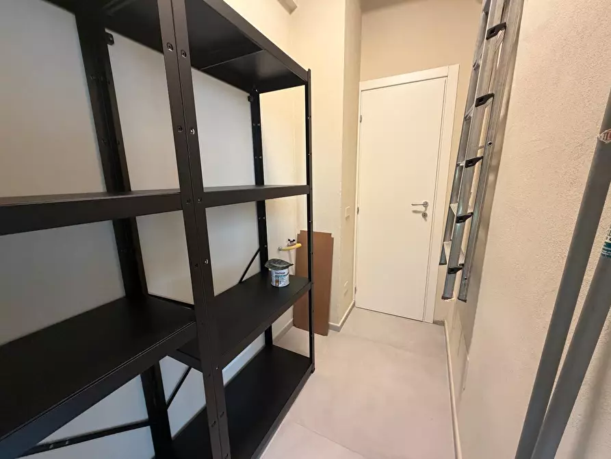 Immagine 19 di Appartamento in affitto  a Lucca