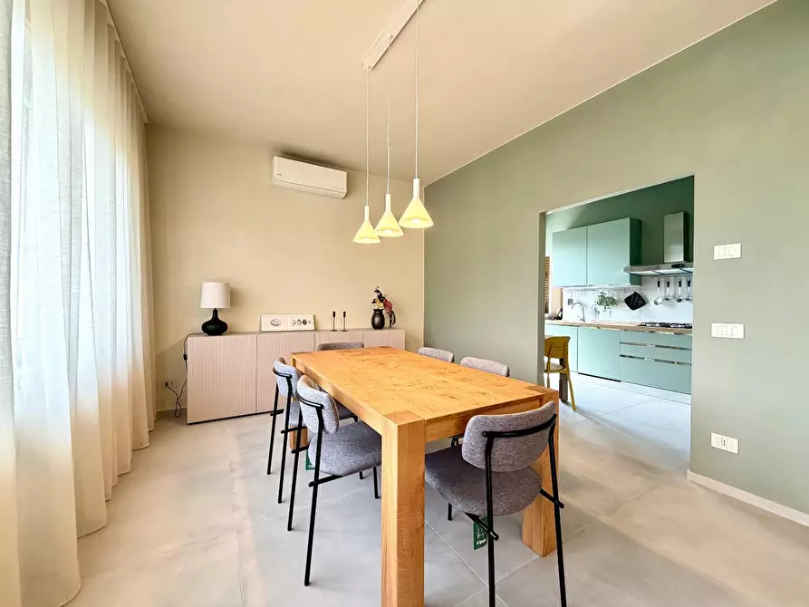 Immagine 8 di Appartamento in affitto  a Lucca