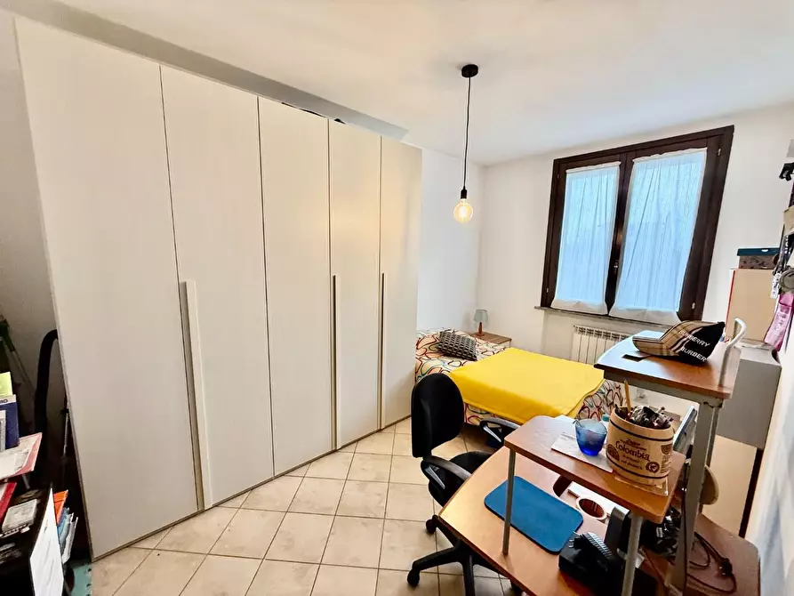 Immagine 13 di Appartamento in vendita  a Pontedera