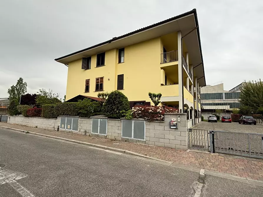 Immagine 17 di Appartamento in vendita  a Pontedera