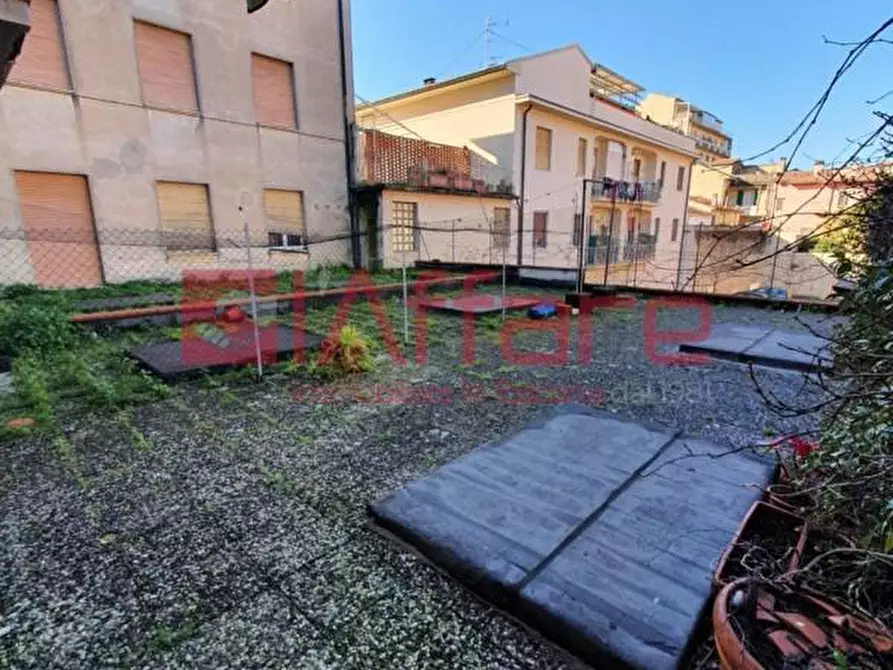 Immagine 8 di Appartamento in affitto  a Pontedera