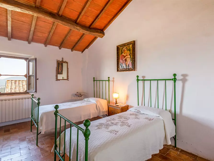 Immagine 7 di Casa indipendente in vendita  a Borgo San Lorenzo