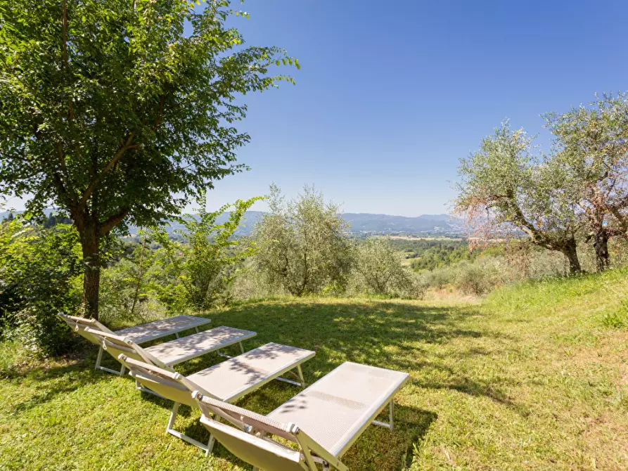 Immagine 11 di Casa indipendente in vendita  a Borgo San Lorenzo