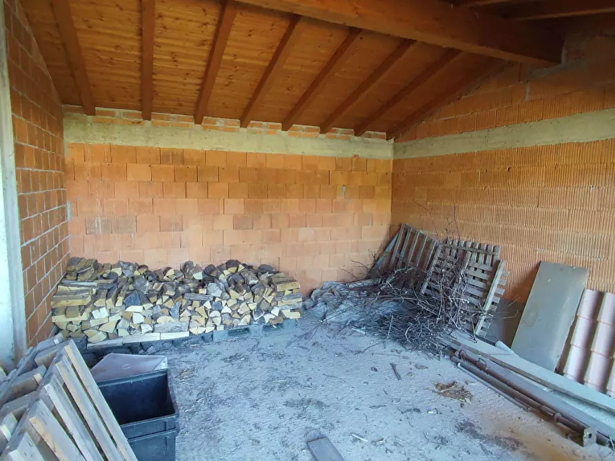 Immagine 23 di Villa in vendita  a Trovo