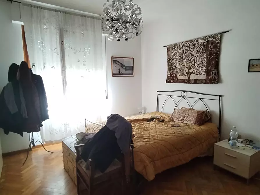 Immagine 17 di Appartamento in vendita  a Livorno