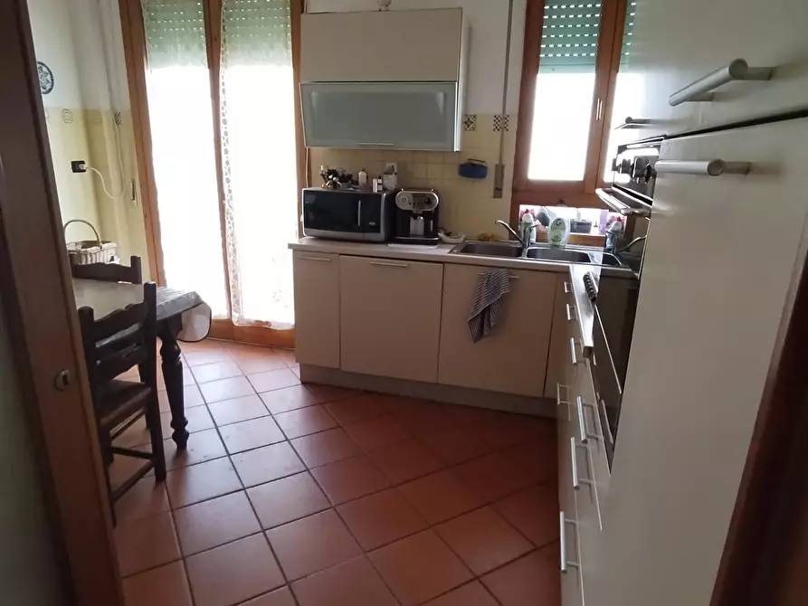 Immagine 9 di Appartamento in vendita  a Livorno