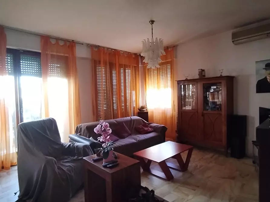 Immagine 3 di Appartamento in vendita  a Livorno