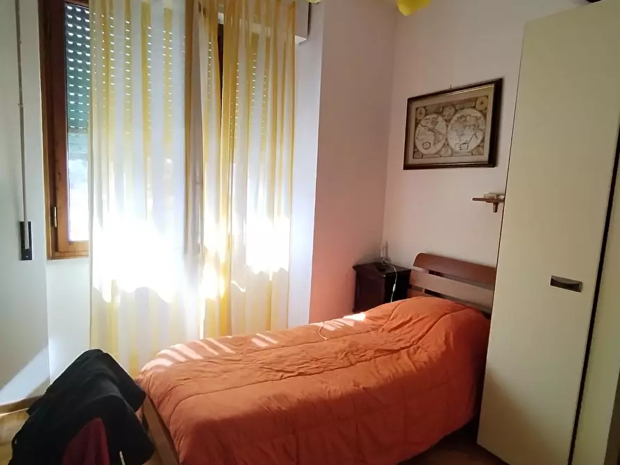 Immagine 19 di Appartamento in vendita  a Livorno