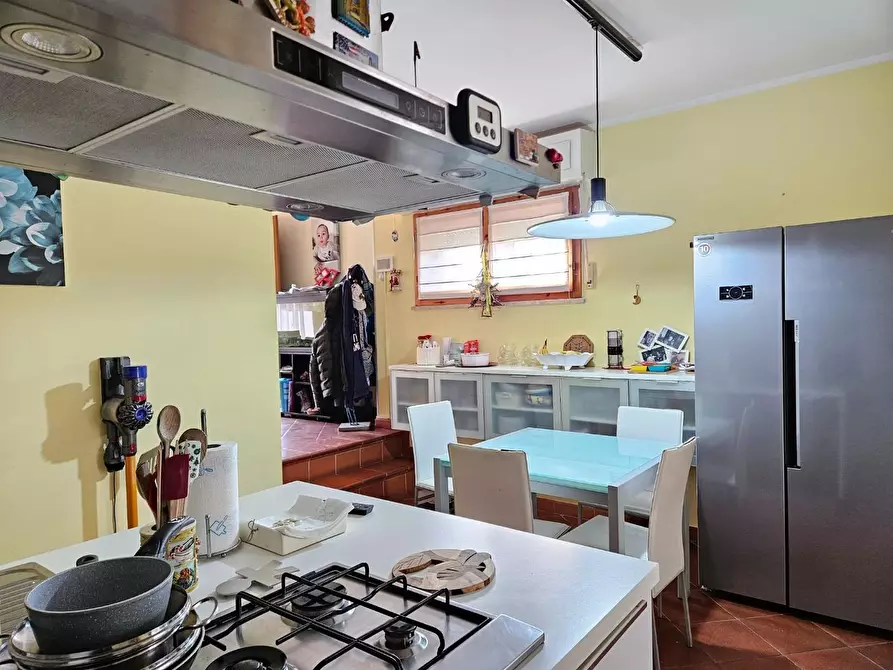 Immagine 7 di Casa bifamiliare in vendita  a San Giuliano Terme