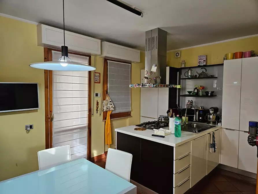 Immagine 6 di Casa bifamiliare in vendita  a San Giuliano Terme