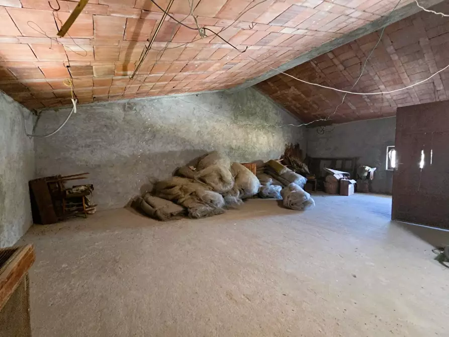 Immagine 31 di Casa indipendente in vendita  a Lucca