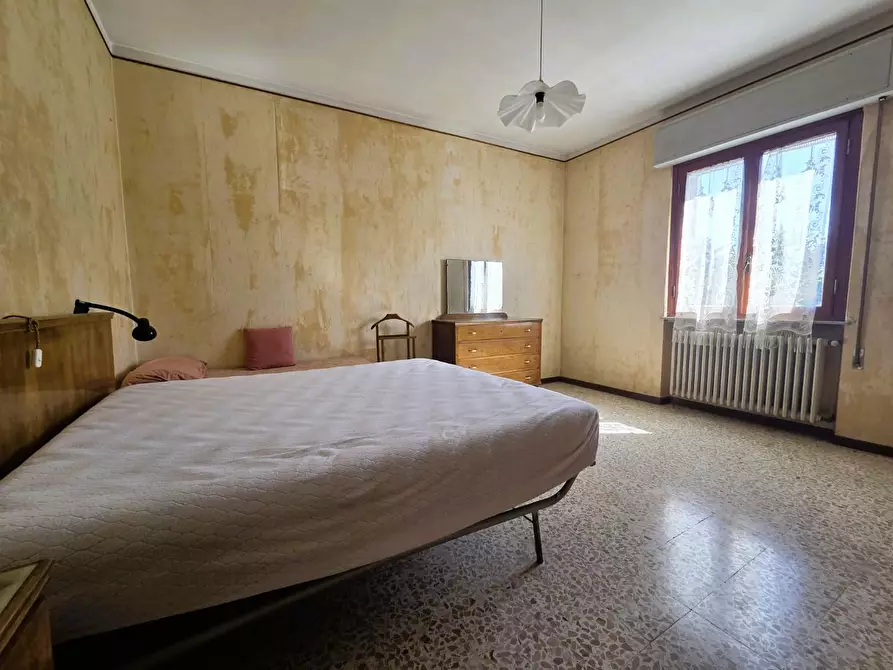 Immagine 15 di Casa indipendente in vendita  a Lucca