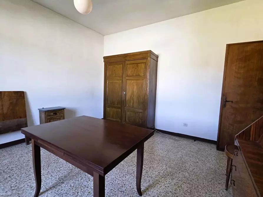 Immagine 14 di Casa indipendente in vendita  a Lucca