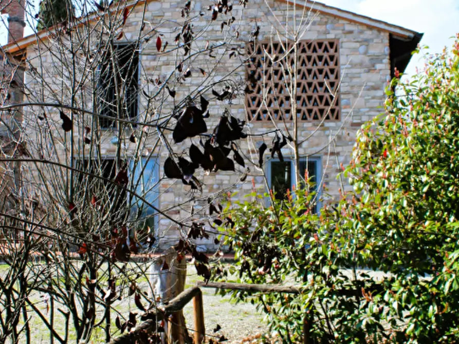 Immagine 1 di Casa indipendente in vendita  a Vicchio