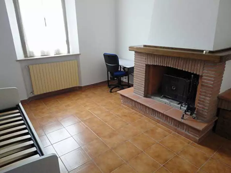 Immagine 2 di Appartamento in affitto  a Pisa