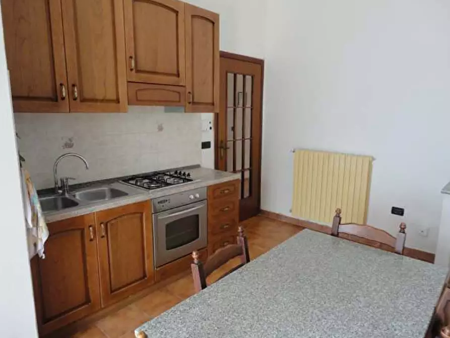 Immagine 5 di Appartamento in affitto  a Pisa