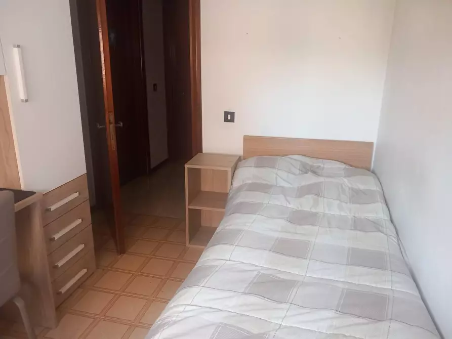 Immagine 5 di Appartamento in vendita  a Pisa