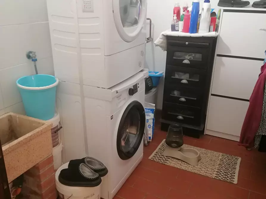 Immagine 25 di Terratetto in vendita  a Carmignano