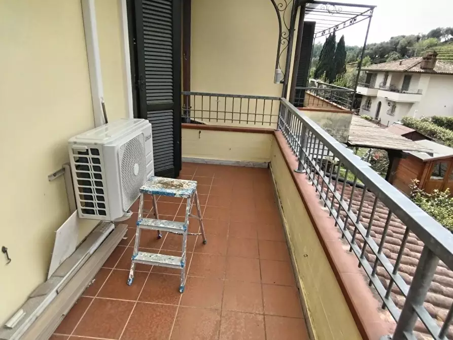 Immagine 27 di Villetta a schiera in vendita  a Massa