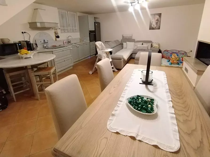 Immagine 20 di Villetta a schiera in vendita  a Massa