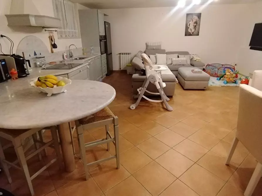 Immagine 19 di Villetta a schiera in vendita  a Massa