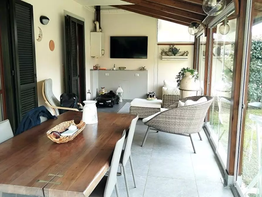 Immagine 6 di Villetta a schiera in vendita  a Massa