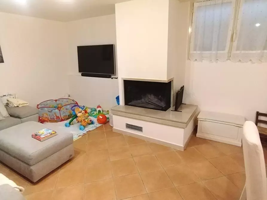 Immagine 23 di Villetta a schiera in vendita  a Massa