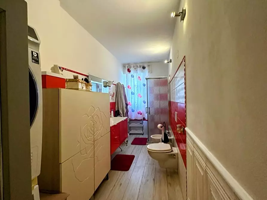 Immagine 11 di Casa semindipendente in vendita  a Campiglia Marittima