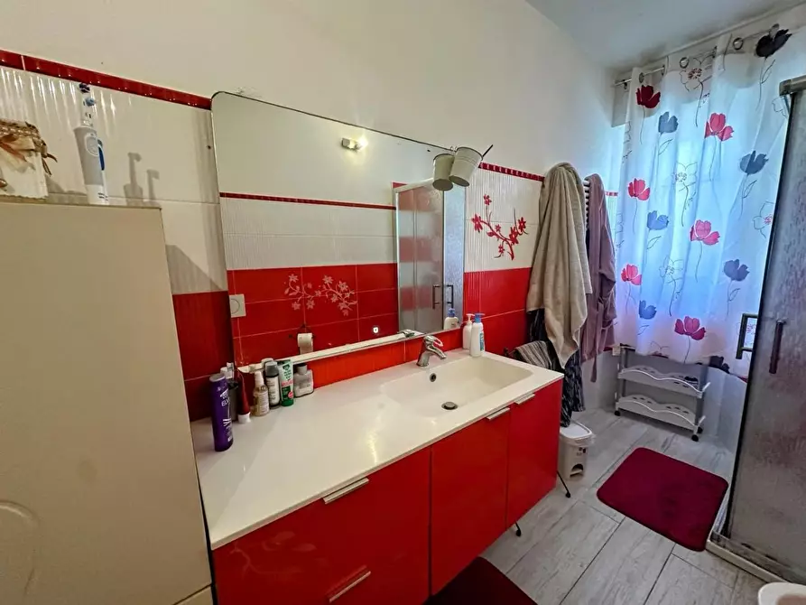 Immagine 13 di Casa semindipendente in vendita  a Campiglia Marittima