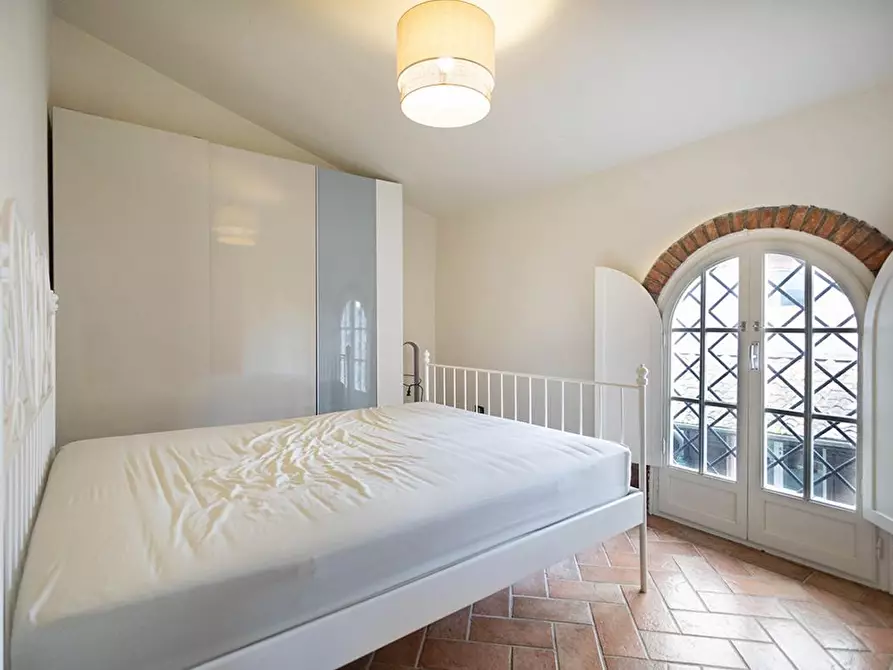 Immagine 49 di Casa colonica in vendita  a Capannori