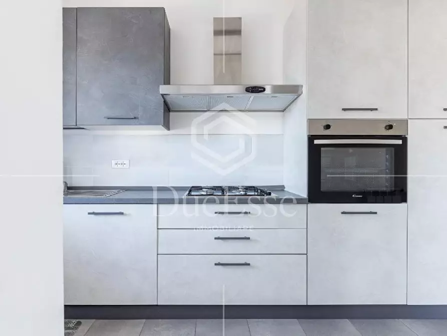 Immagine 9 di Appartamento in vendita  a Cascina