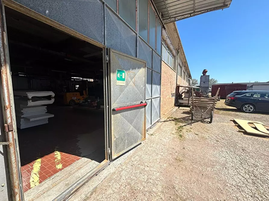 Immagine 24 di Capannone industriale in vendita  a Casciana Terme Lari
