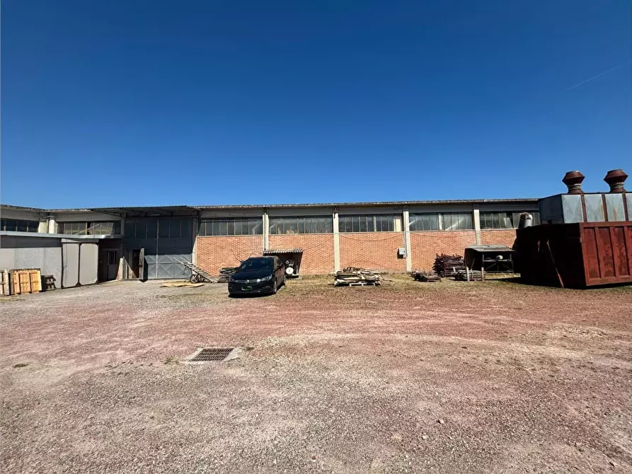 Immagine 29 di Capannone industriale in vendita  a Casciana Terme Lari