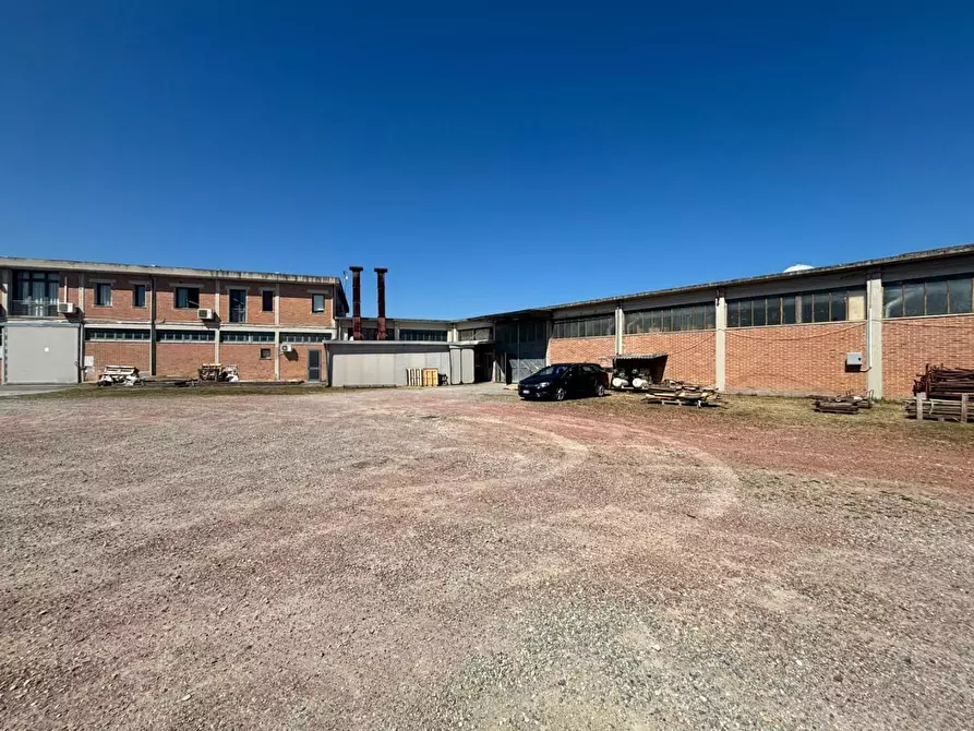 Immagine 25 di Capannone industriale in vendita  a Casciana Terme Lari