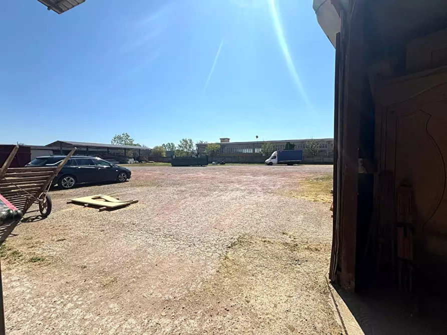 Immagine 26 di Capannone industriale in vendita  a Casciana Terme Lari