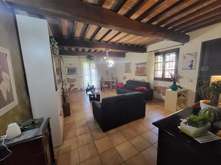 Immagine 11 di Villetta a schiera in vendita  a Cascina