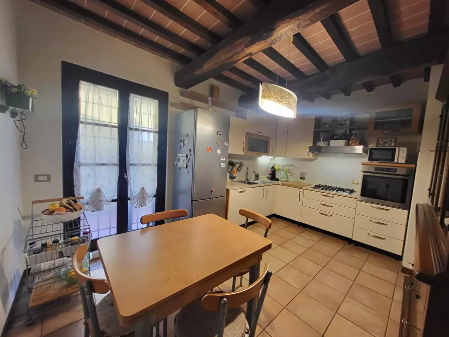 Immagine 15 di Villetta a schiera in vendita  a Cascina