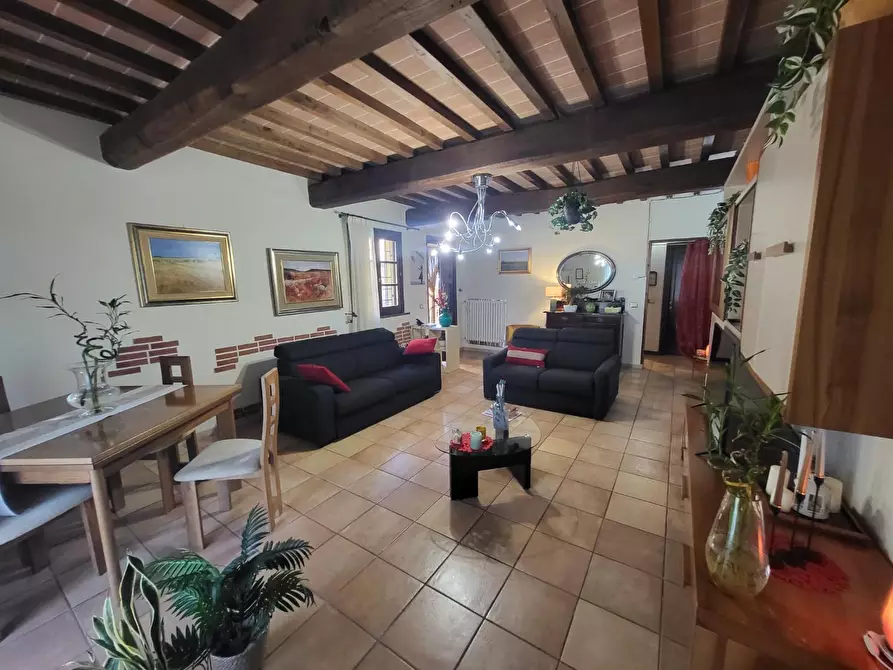 Immagine 12 di Villetta a schiera in vendita  a Cascina