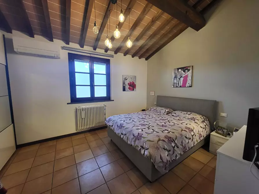 Immagine 3 di Villetta a schiera in vendita  a Cascina