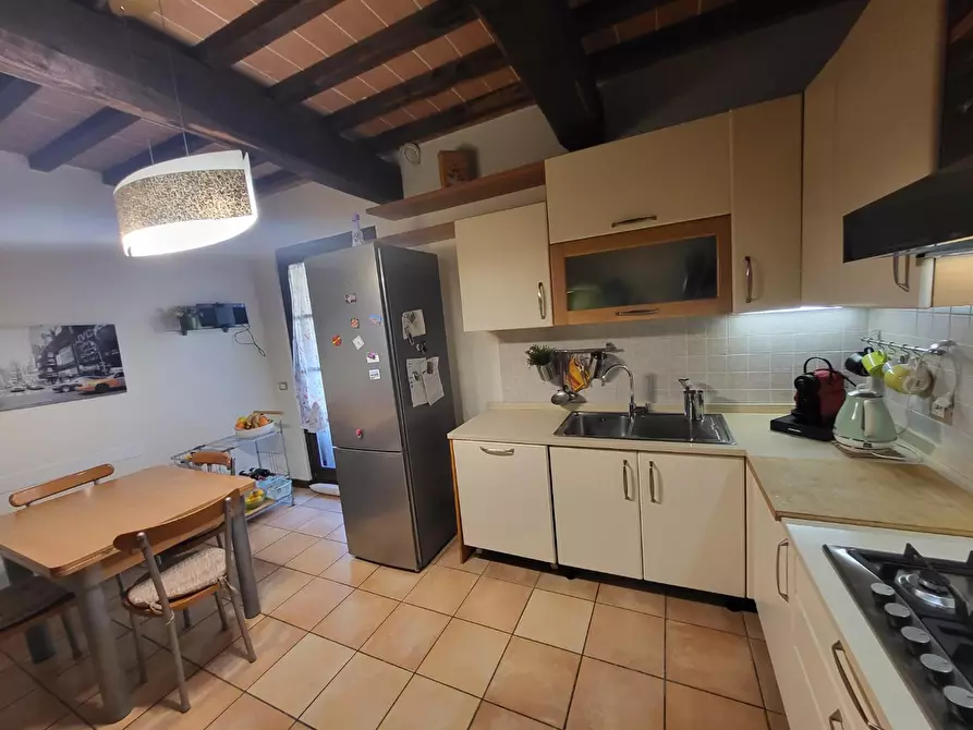 Immagine 17 di Villetta a schiera in vendita  a Cascina